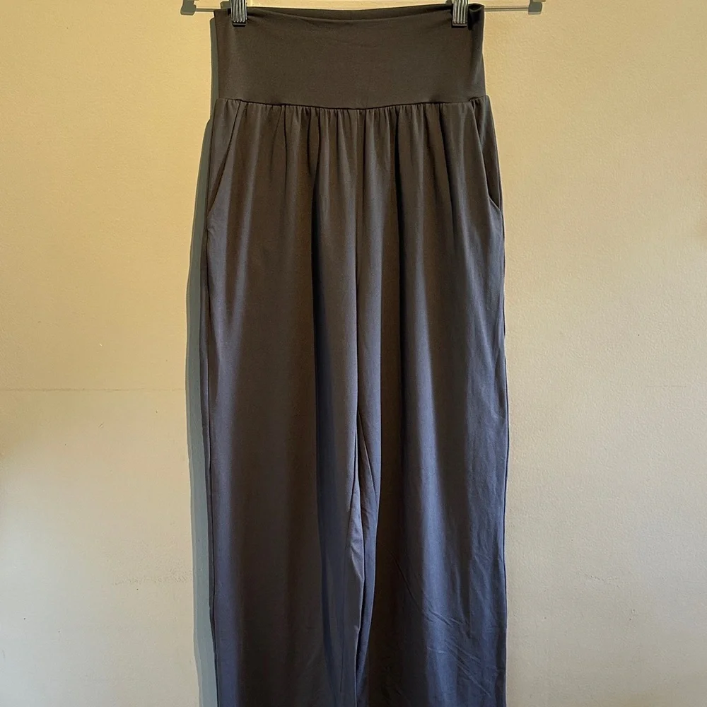 🌸Charcoal Wide Leg Women's Pants - Picture 1 of 10
